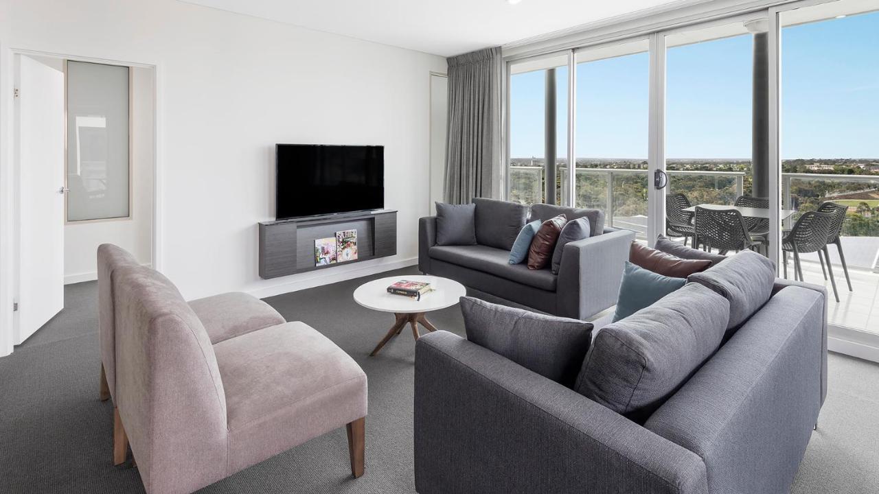 Oaks Adelaide Embassy Suites 외부 사진