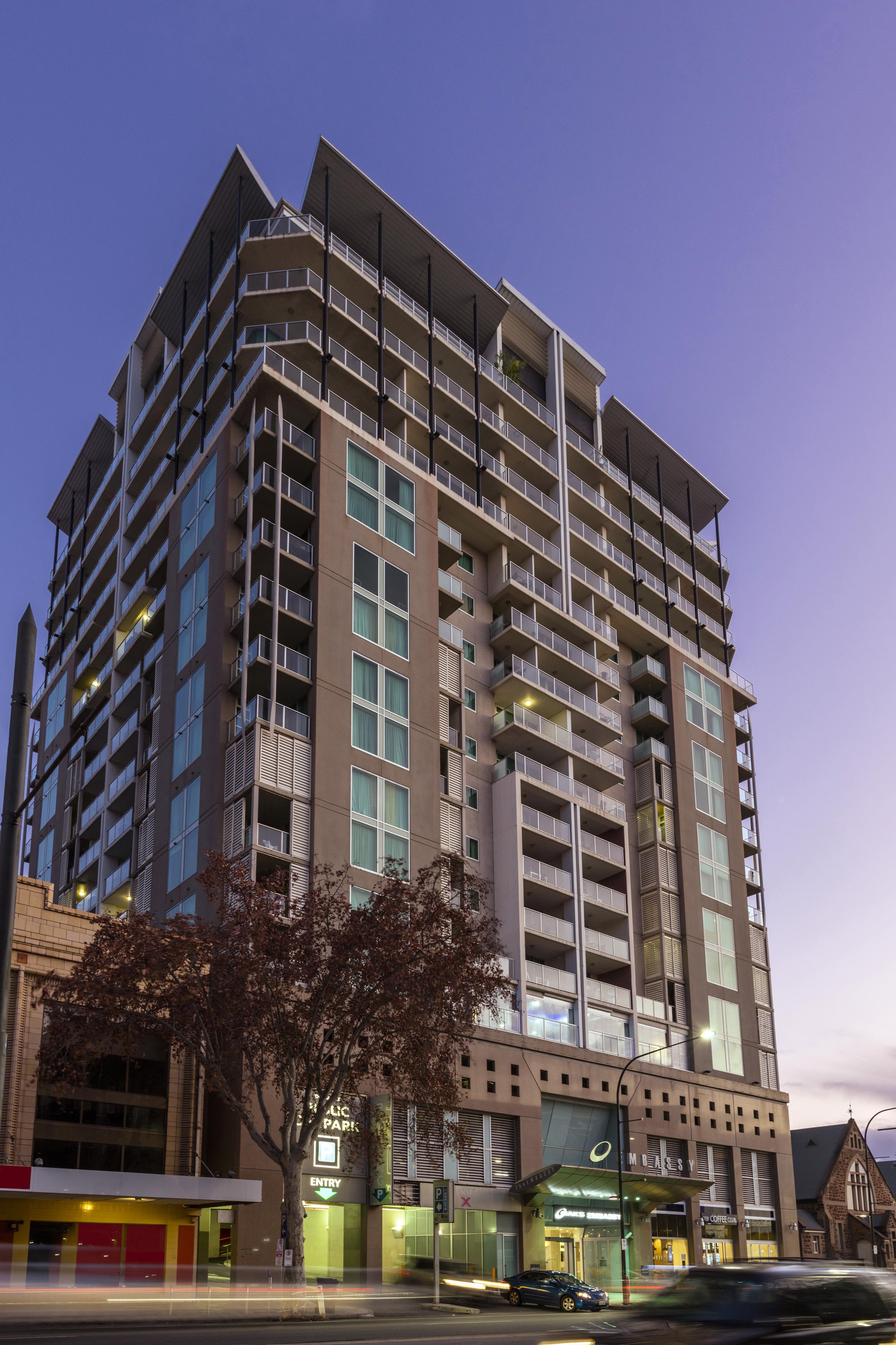 Oaks Adelaide Embassy Suites 외부 사진