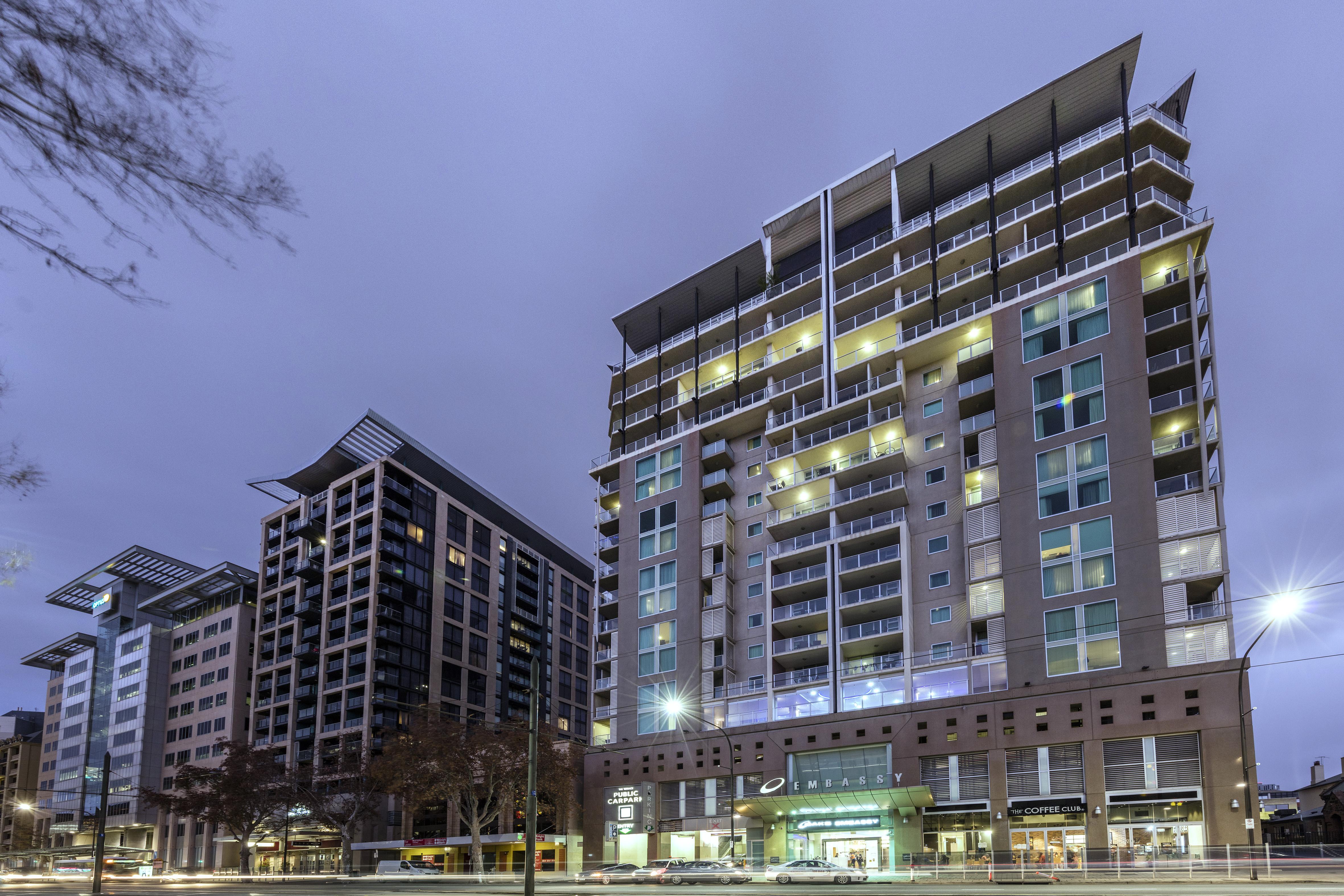 Oaks Adelaide Embassy Suites 외부 사진