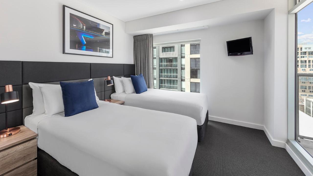 Oaks Adelaide Embassy Suites 외부 사진